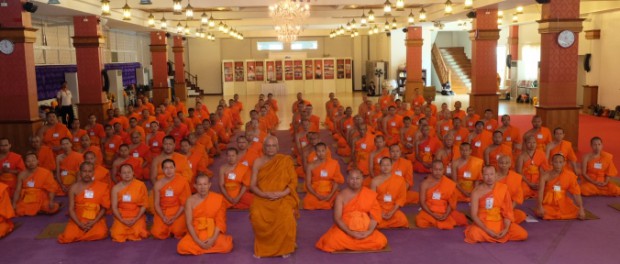 590603ภาพสักการะสมเด็จวัดพิชยญาต4