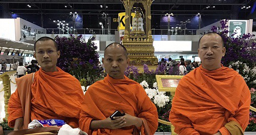 600720 พมสมานส่งพระวิเทศปุญญาภรณ์ ณ สุวรณภูมิ0