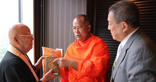 600803-5 รอง กต ร่วมงานศาสนา ญี่ปุ่น0