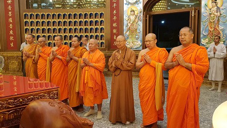 601229 รอง กต เยียมวัดโฝวกวงซัน 0